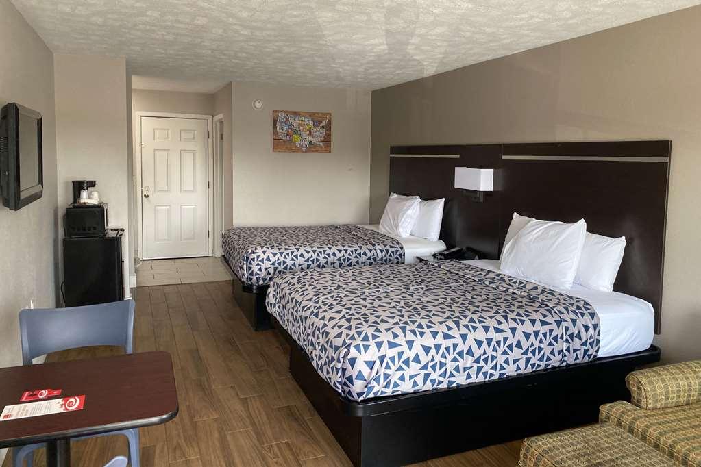 Econo Lodge Sevierville-Pigeon Forge On The River Стая снимка